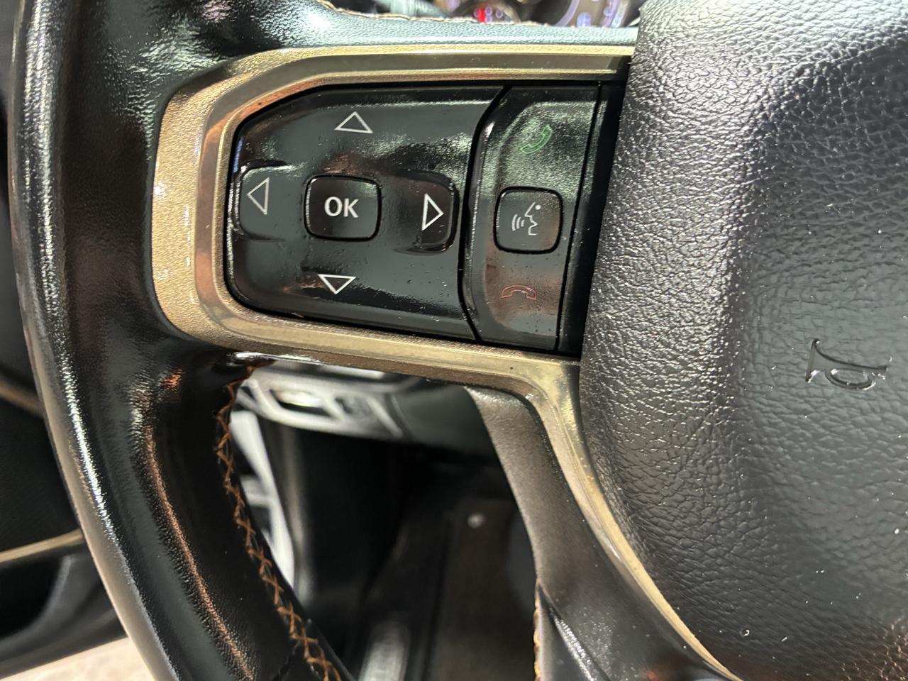 RAM 1500 Longhorn 4x4 Crew Cab 5'7" Box 2022