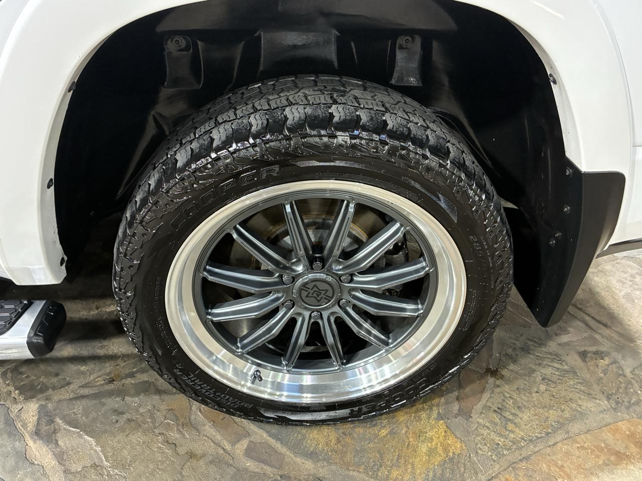 RAM 1500 Longhorn 4x4 Crew Cab 5'7" Box 2022