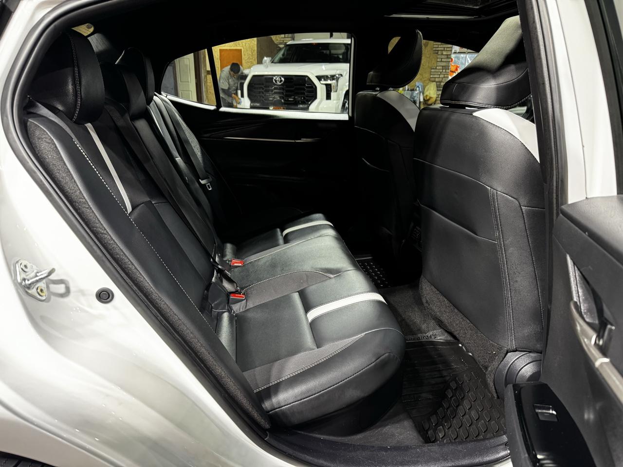 Toyota Camry XLE (Natl) 2025