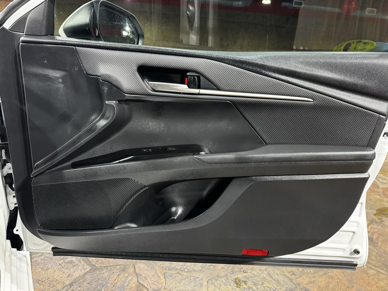Toyota Camry XLE (Natl) 2025