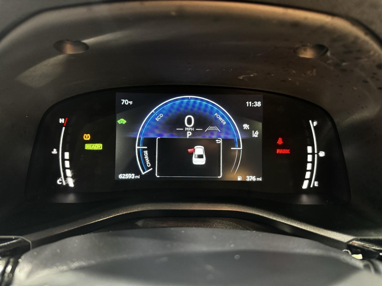 Toyota Camry XLE (Natl) 2025
