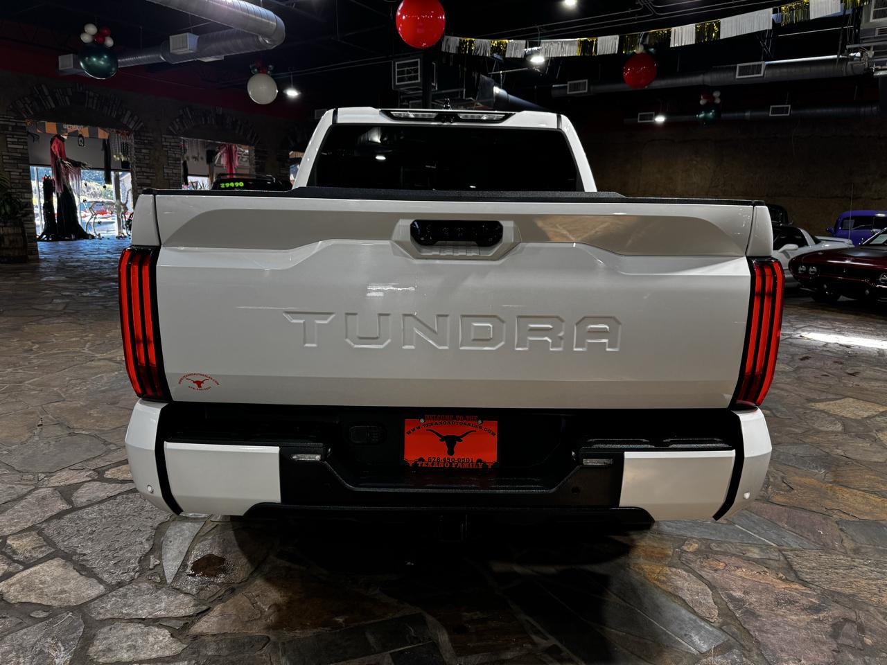 Toyota Tundra 2WD SR5 CrewMax 5.5' Bed (Natl) 2022