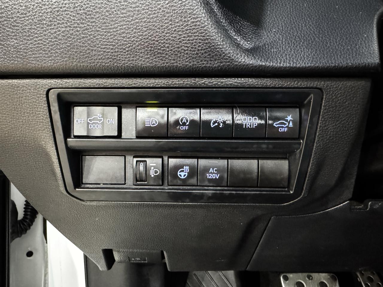 Toyota Tundra 2WD SR5 CrewMax 5.5' Bed (Natl) 2022