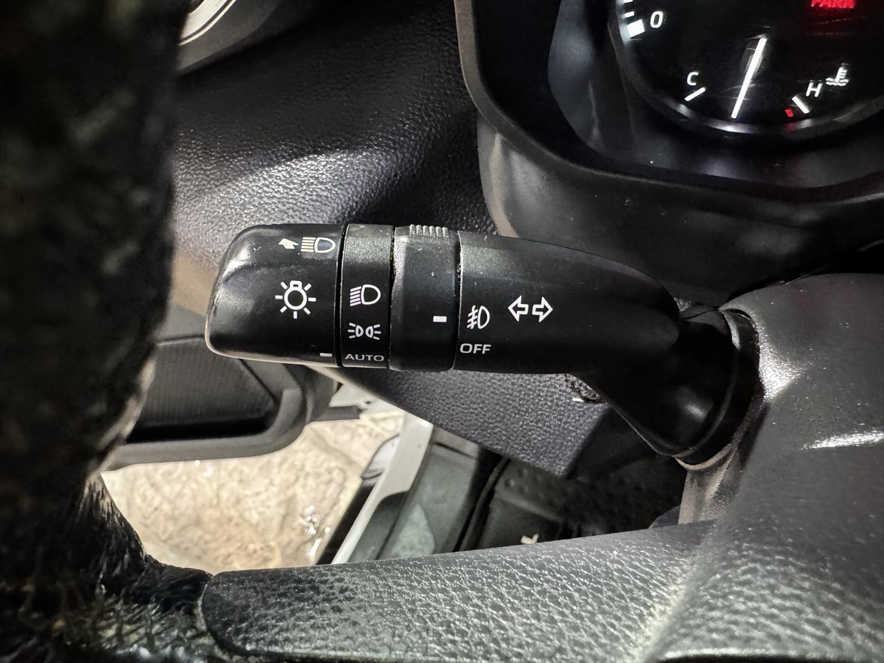 Toyota Tundra 2WD SR5 CrewMax 5.5' Bed (Natl) 2022