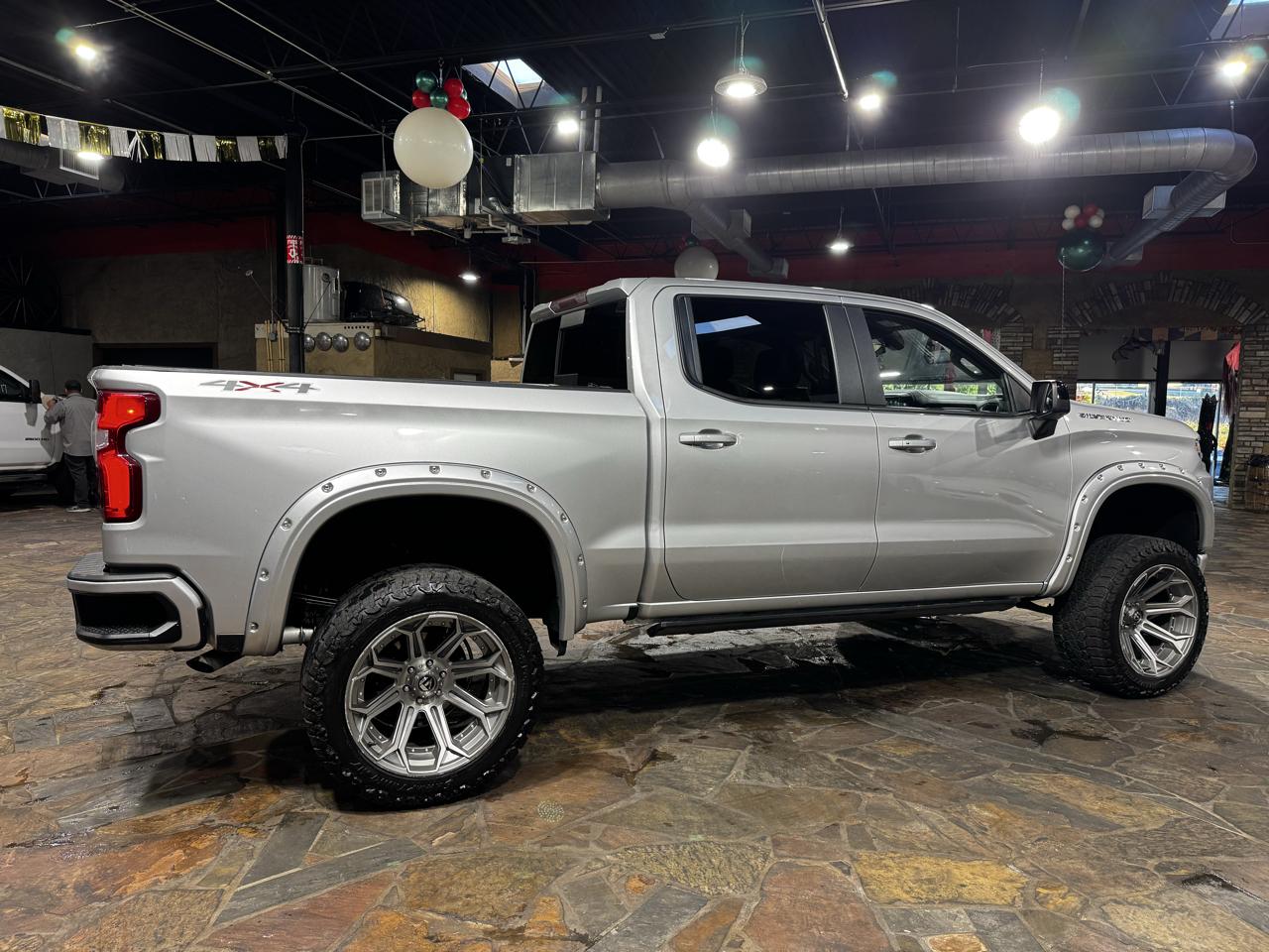 Chevrolet Silverado 1500 4WD Crew Cab 147" RST 2021
