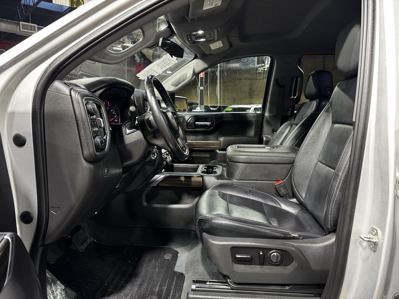 Chevrolet Silverado 1500 4WD Crew Cab 147" RST 2021
