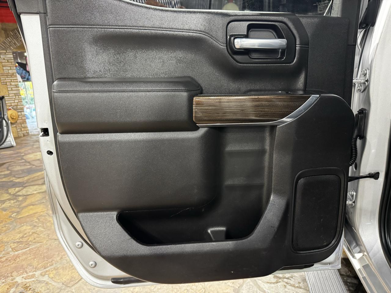 Chevrolet Silverado 1500 4WD Crew Cab 147" RST 2021