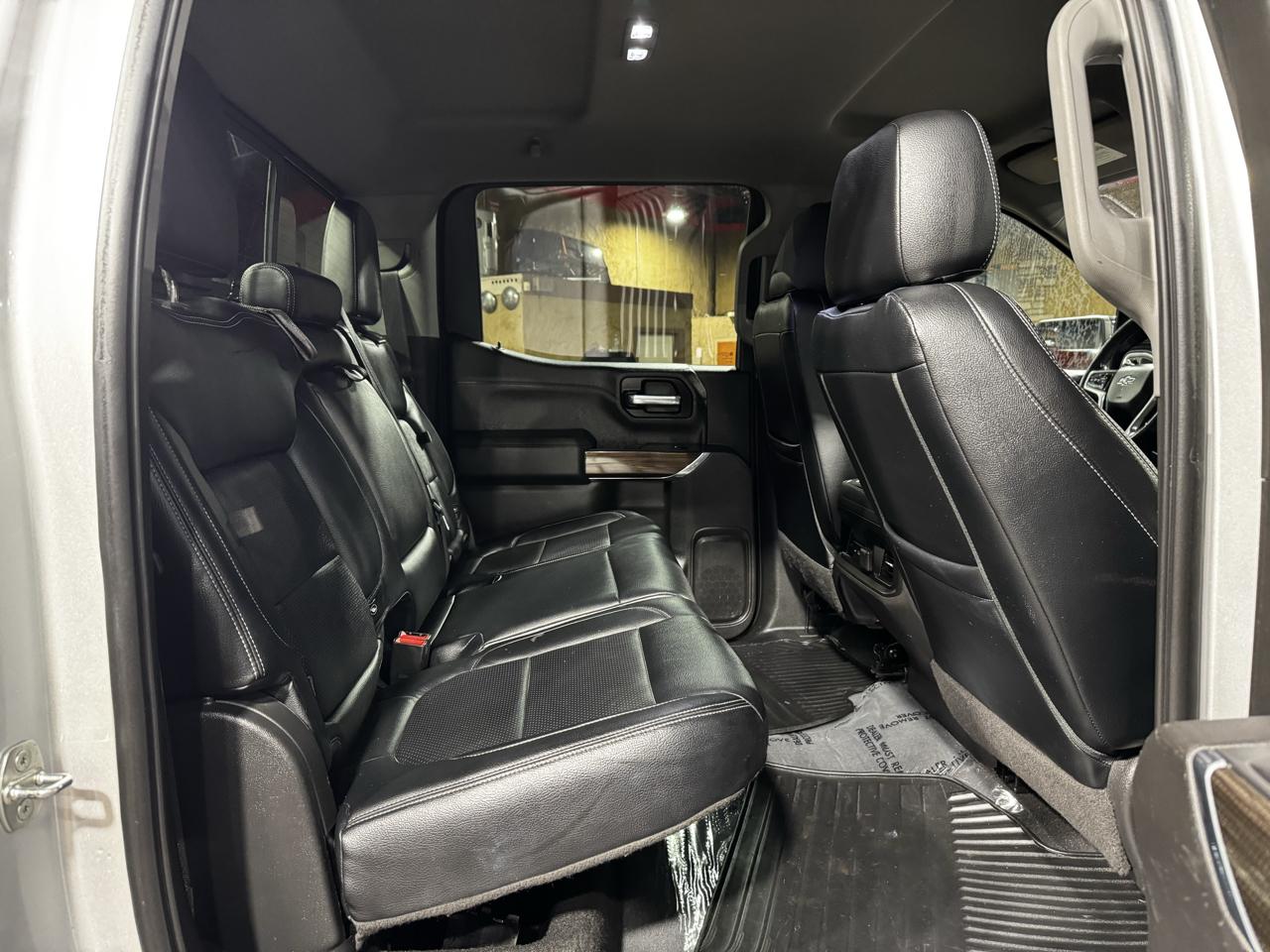 Chevrolet Silverado 1500 4WD Crew Cab 147" RST 2021