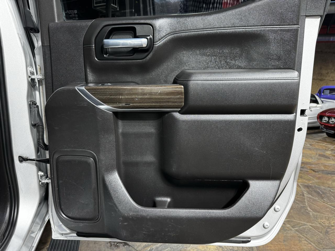 Chevrolet Silverado 1500 4WD Crew Cab 147" RST 2021