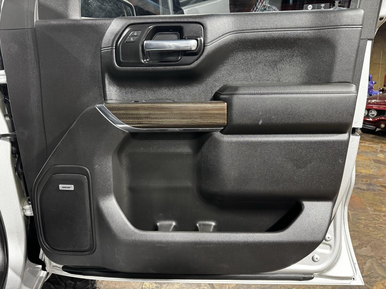 Chevrolet Silverado 1500 4WD Crew Cab 147" RST 2021