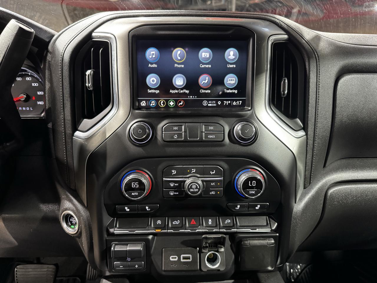 Chevrolet Silverado 1500 4WD Crew Cab 147" RST 2021