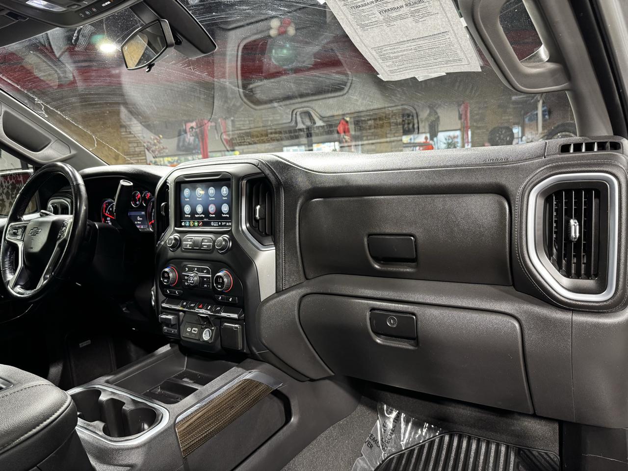 Chevrolet Silverado 1500 4WD Crew Cab 147" RST 2021