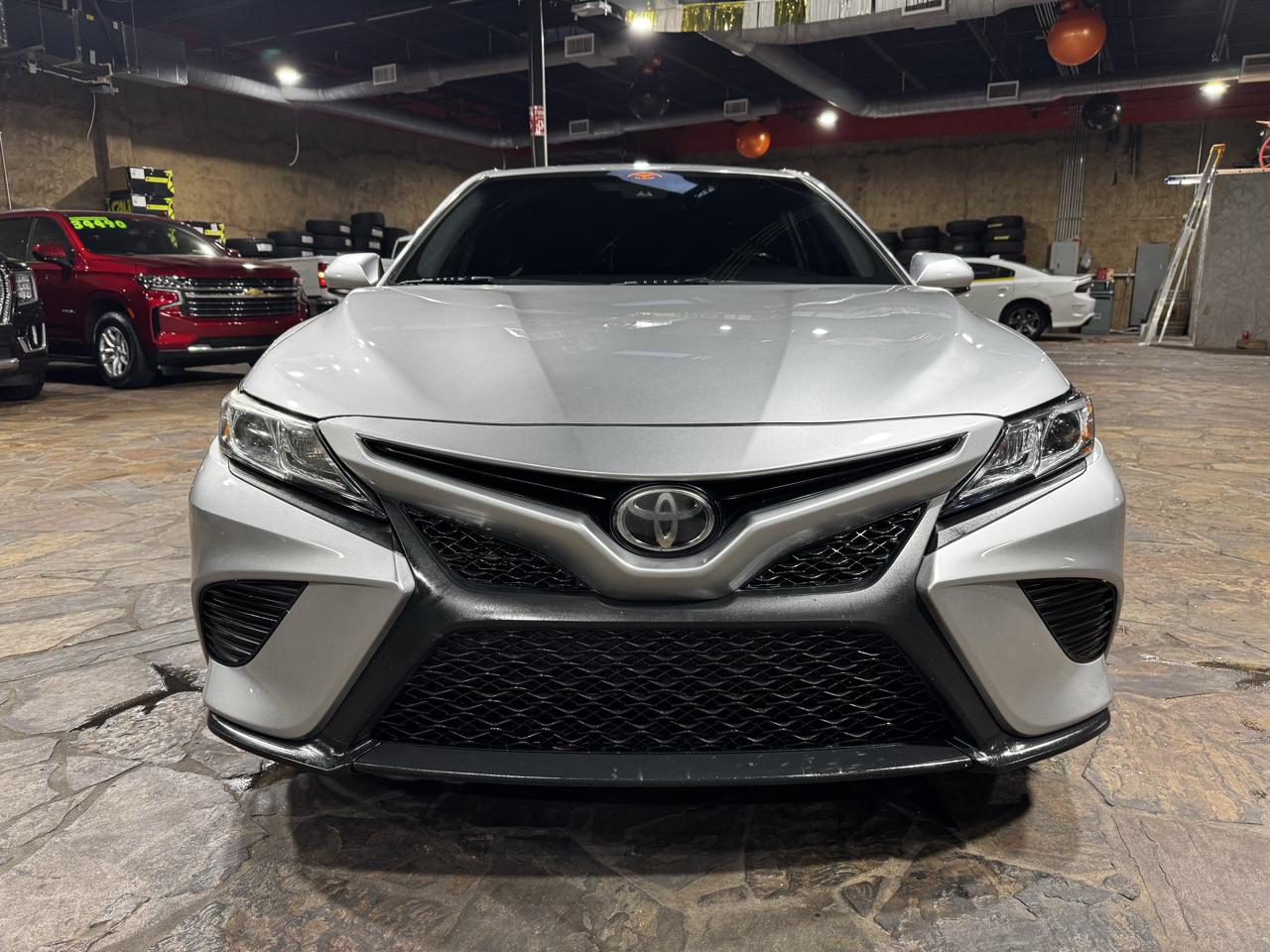 Toyota Camry XLE Auto (Natl) 2019