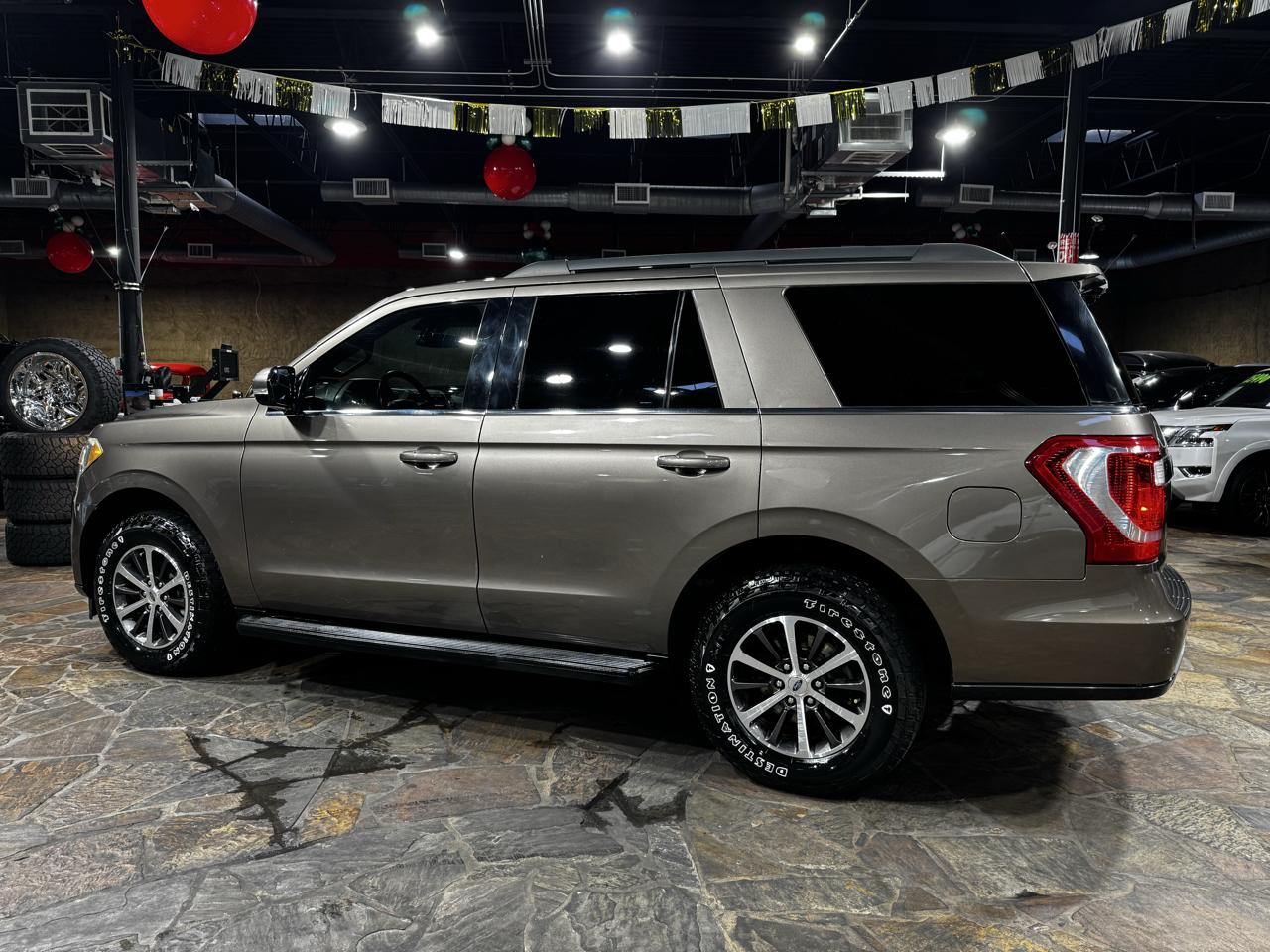 Ford Expedition XLT 4x4 2019