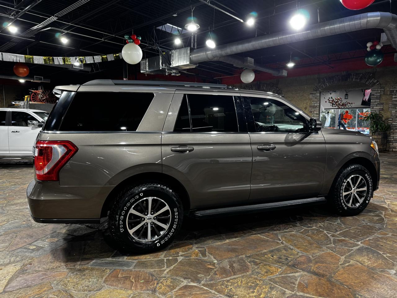 Ford Expedition XLT 4x4 2019