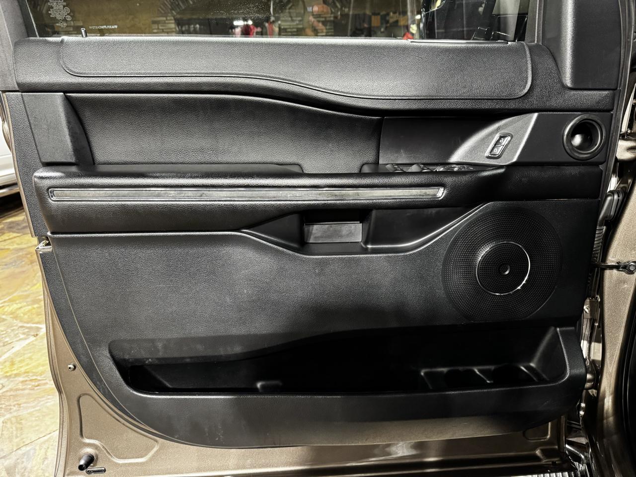 Ford Expedition XLT 4x4 2019