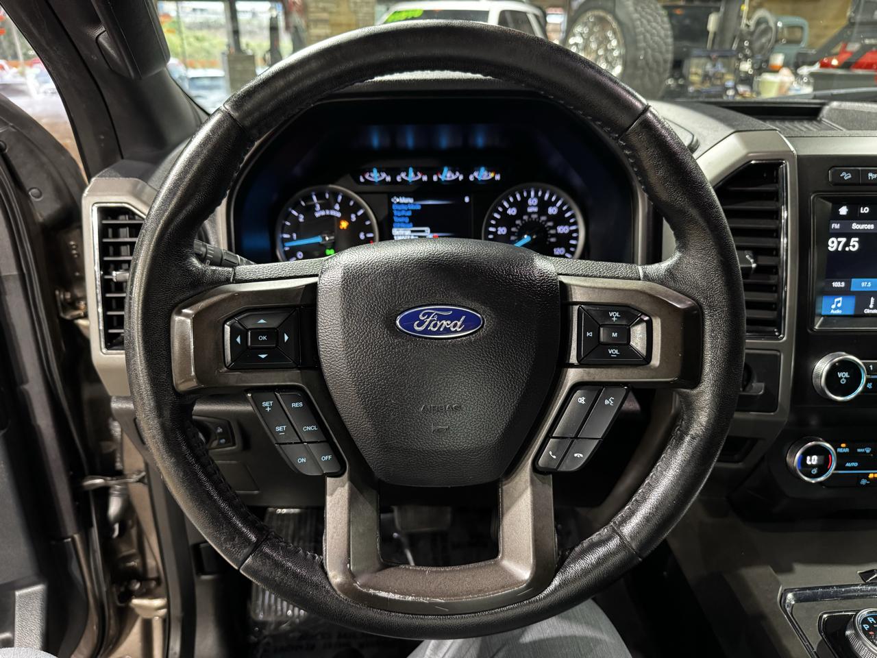 Ford Expedition XLT 4x4 2019