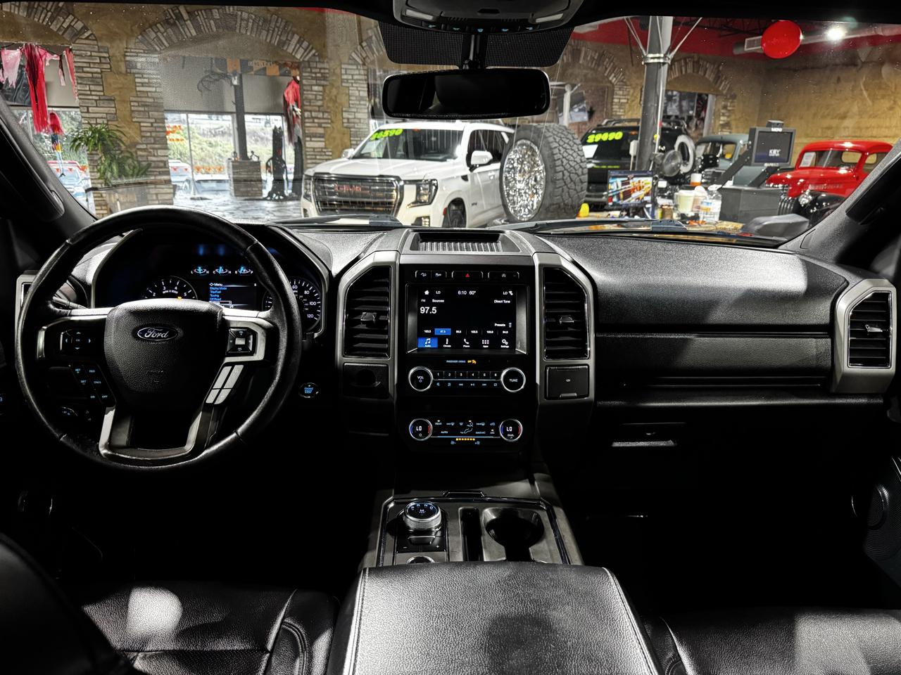 Ford Expedition XLT 4x4 2019