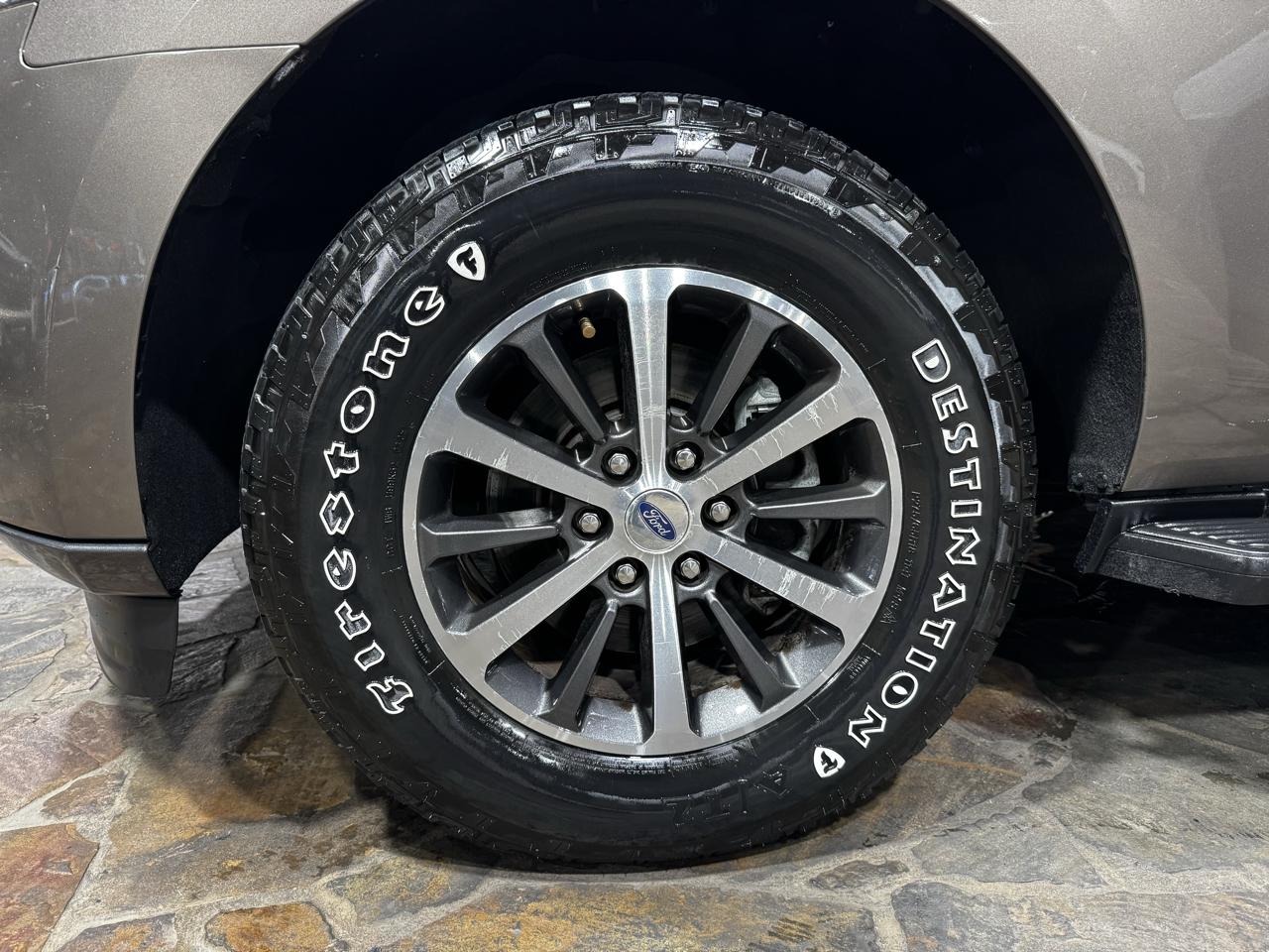 Ford Expedition XLT 4x4 2019