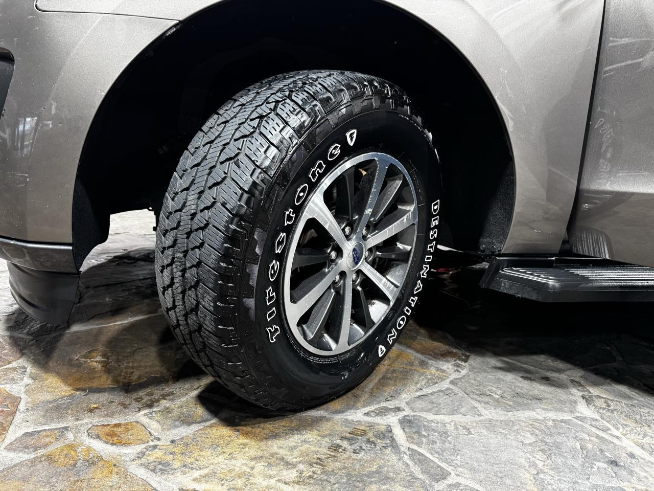 Ford Expedition XLT 4x4 2019