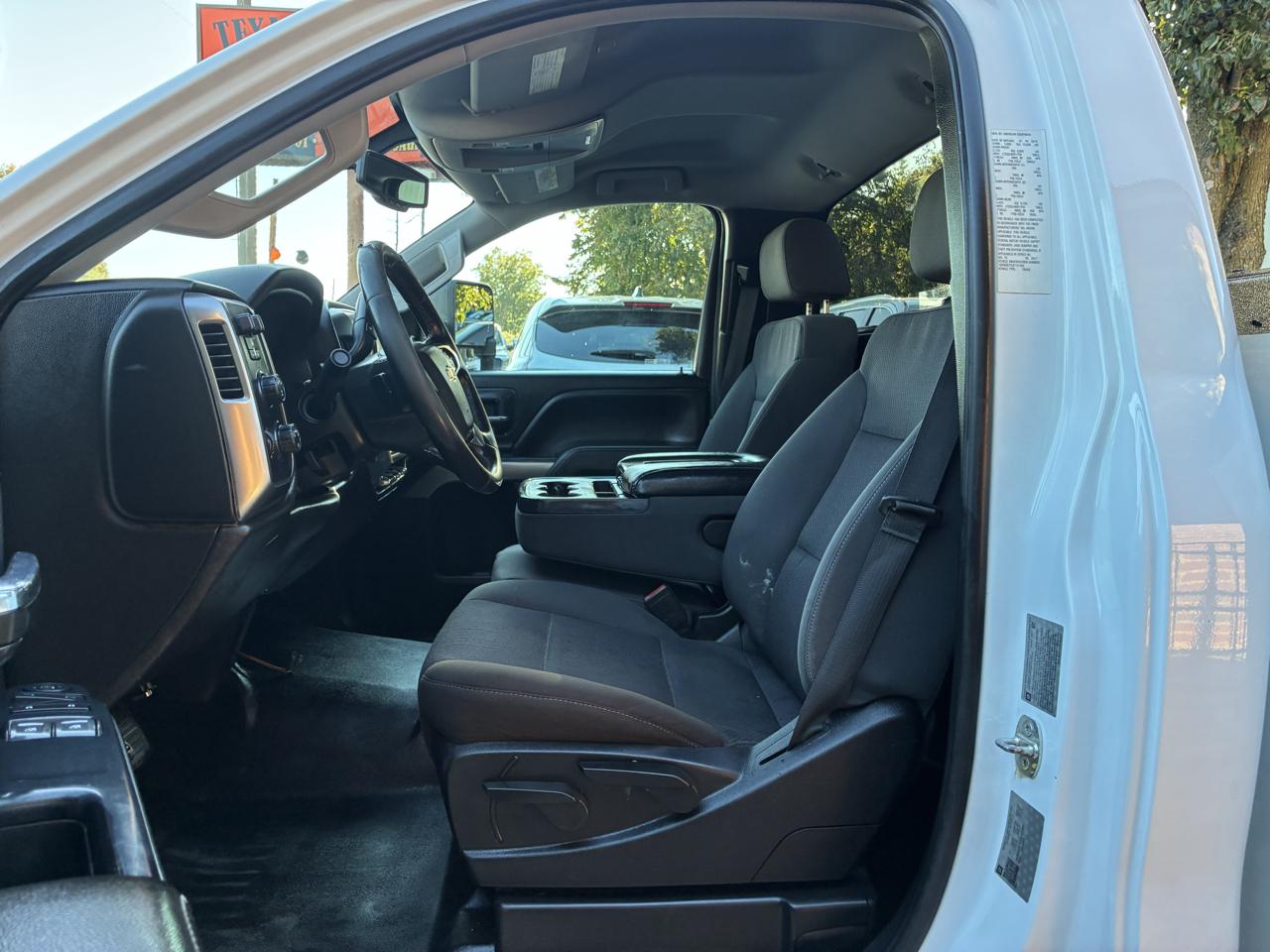 Chevrolet Silverado 3500HD 4WD Reg Cab 137.5" WB, 59.06" CA LT 2018