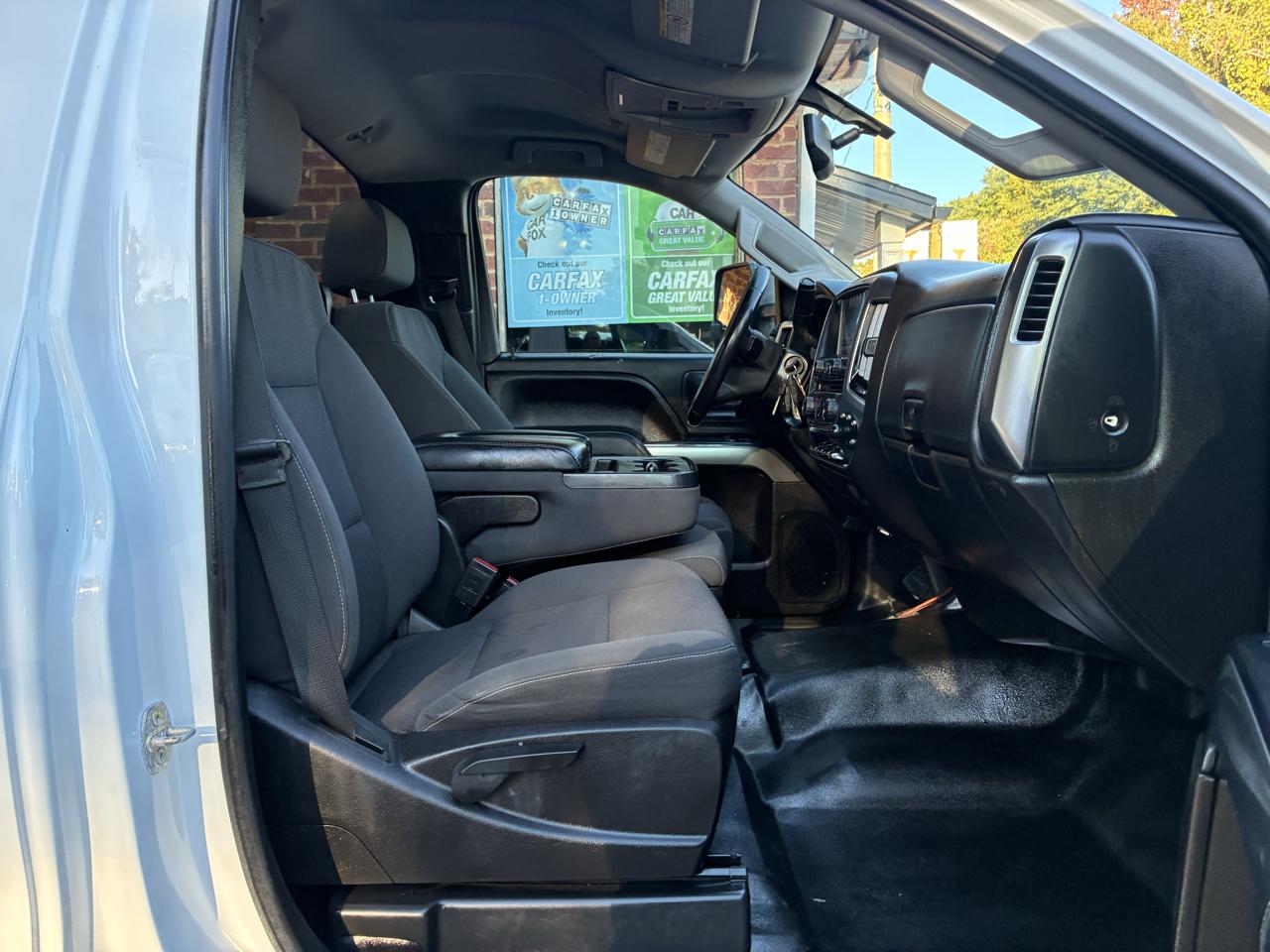 Chevrolet Silverado 3500HD 4WD Reg Cab 137.5" WB, 59.06" CA LT 2018