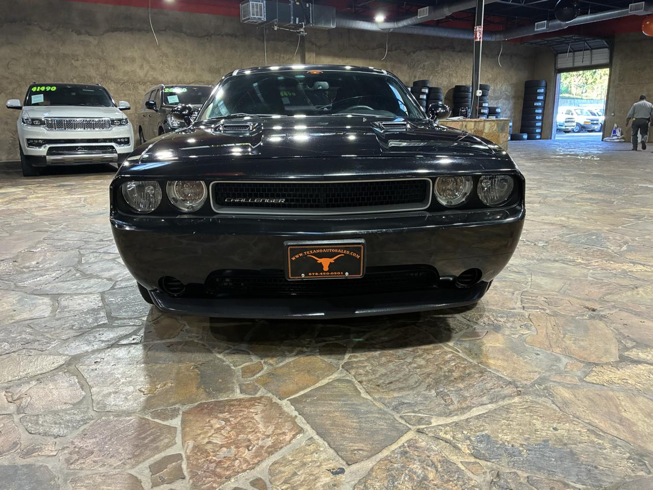 Dodge Challenger 2dr Cpe SXT 2012