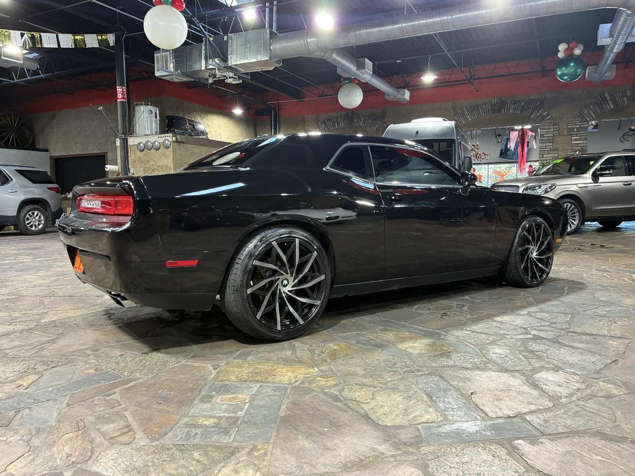 Dodge Challenger 2dr Cpe SXT 2012