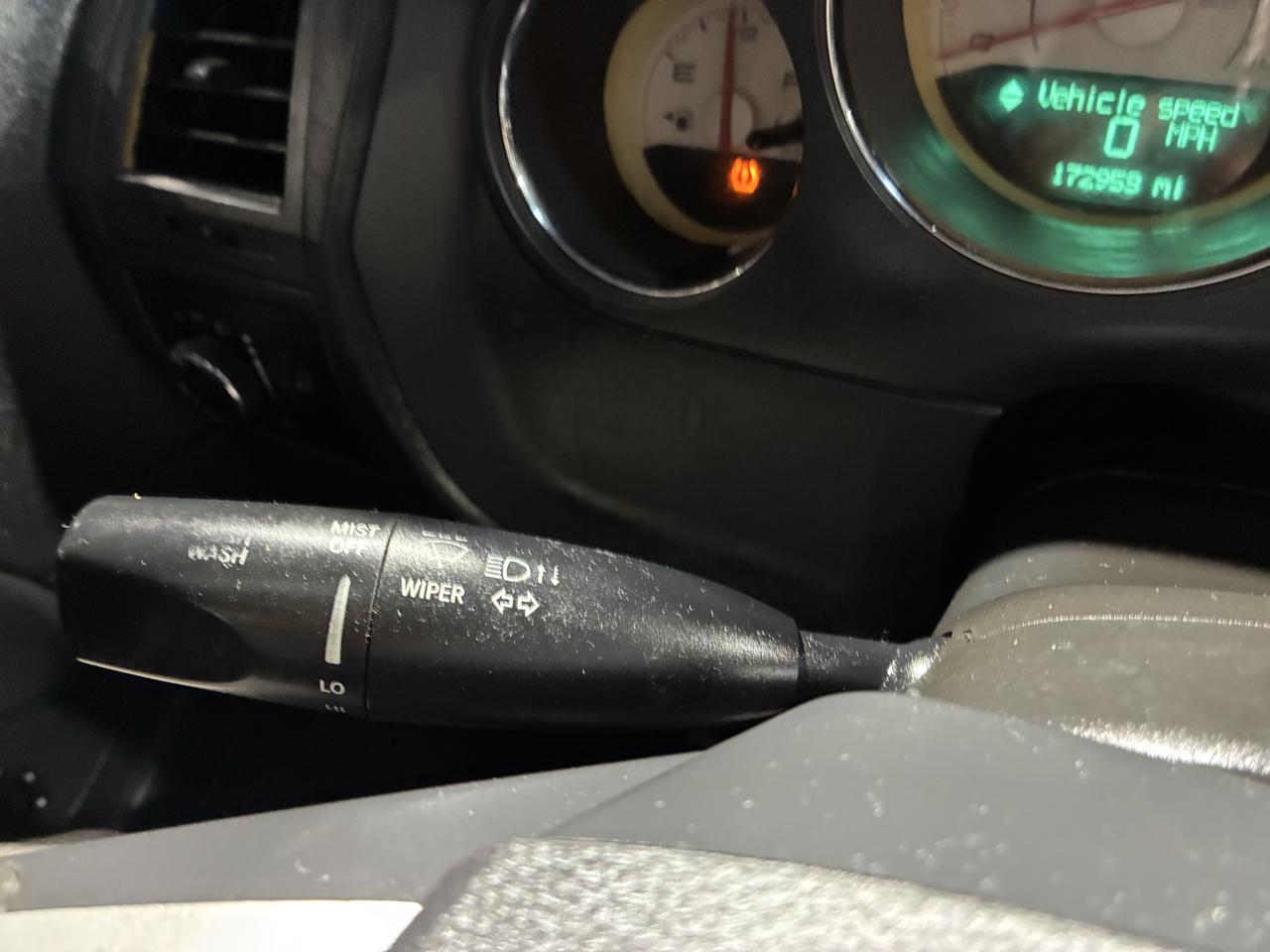 Dodge Challenger 2dr Cpe SXT 2012