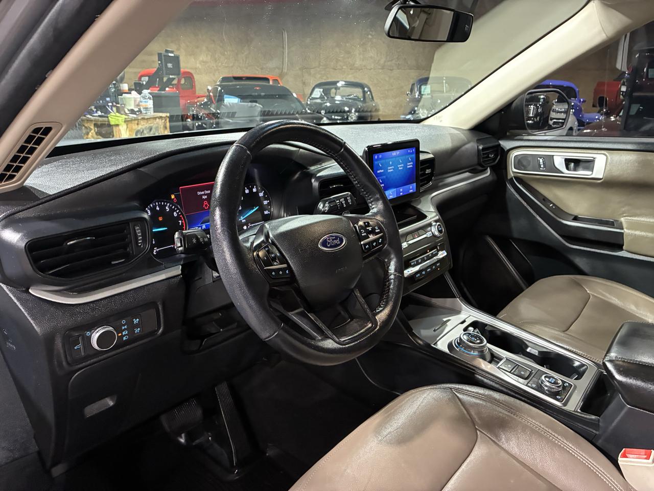 Ford Explorer 4dr 112" WB XLT AWD 2020