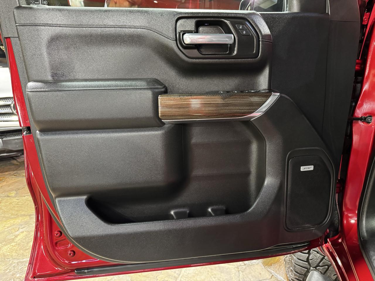 Chevrolet Silverado 1500 4WD Crew Cab 147" RST 2020