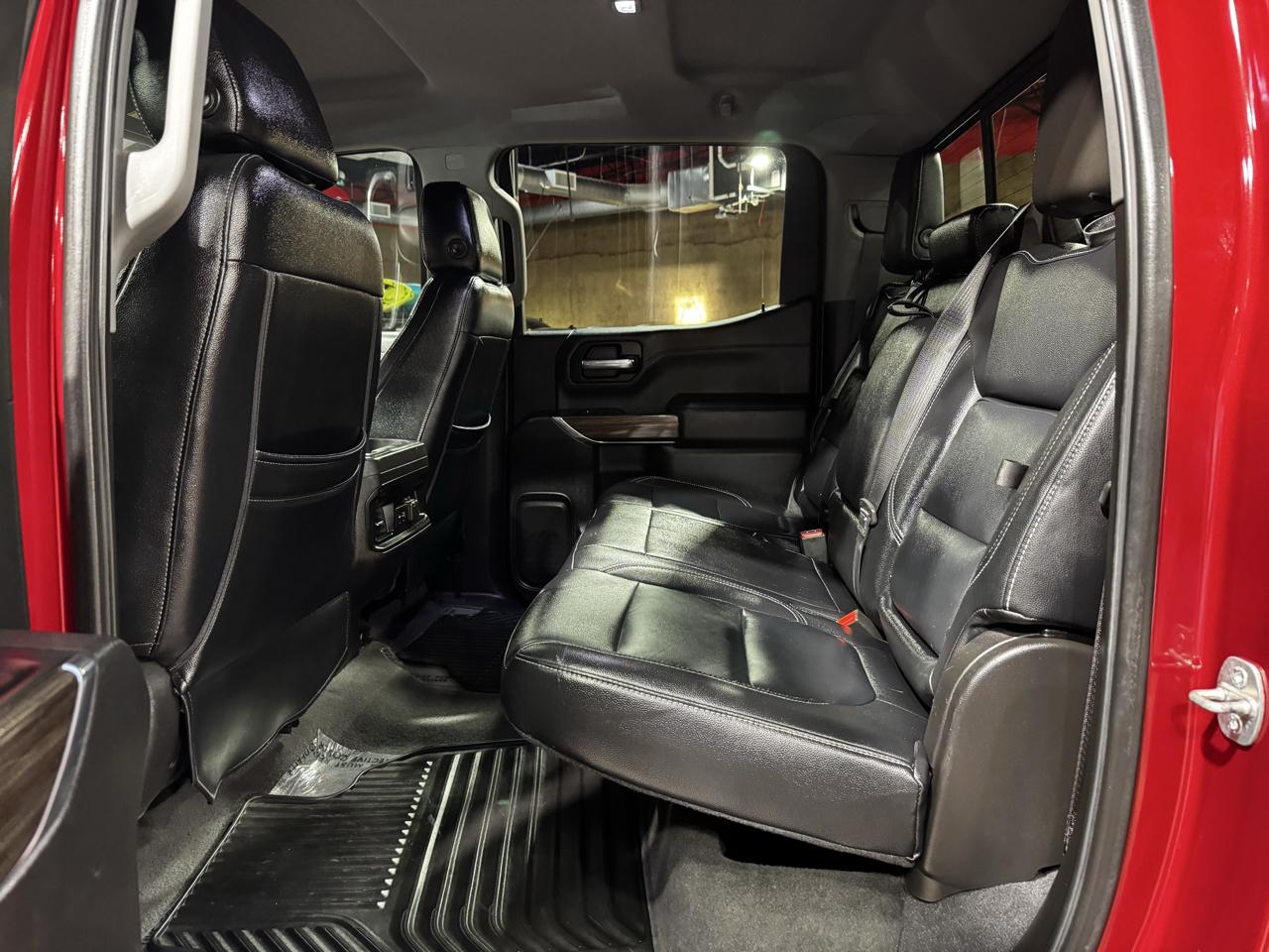 Chevrolet Silverado 1500 4WD Crew Cab 147" RST 2020