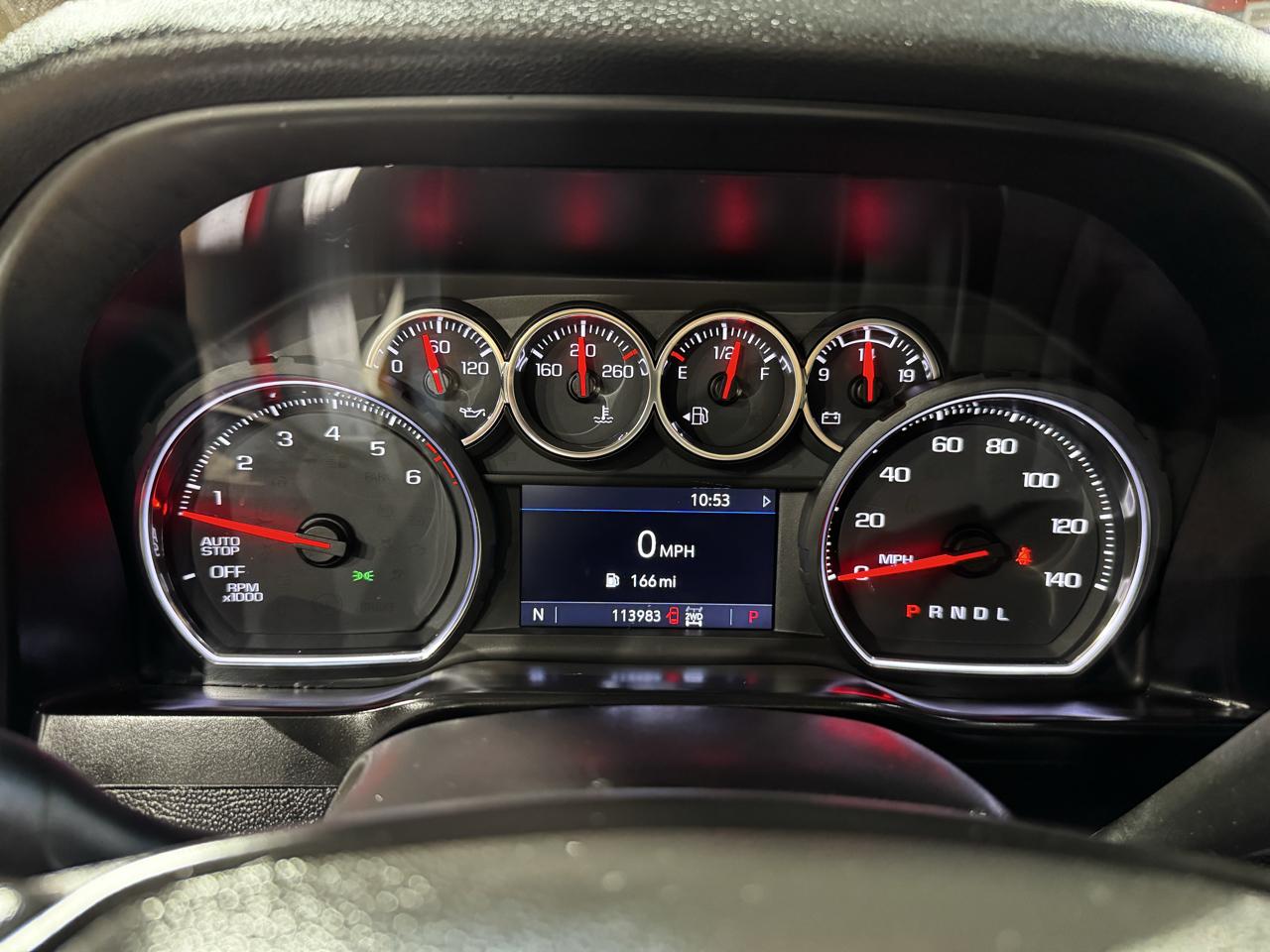 Chevrolet Silverado 1500 4WD Crew Cab 147" RST 2020