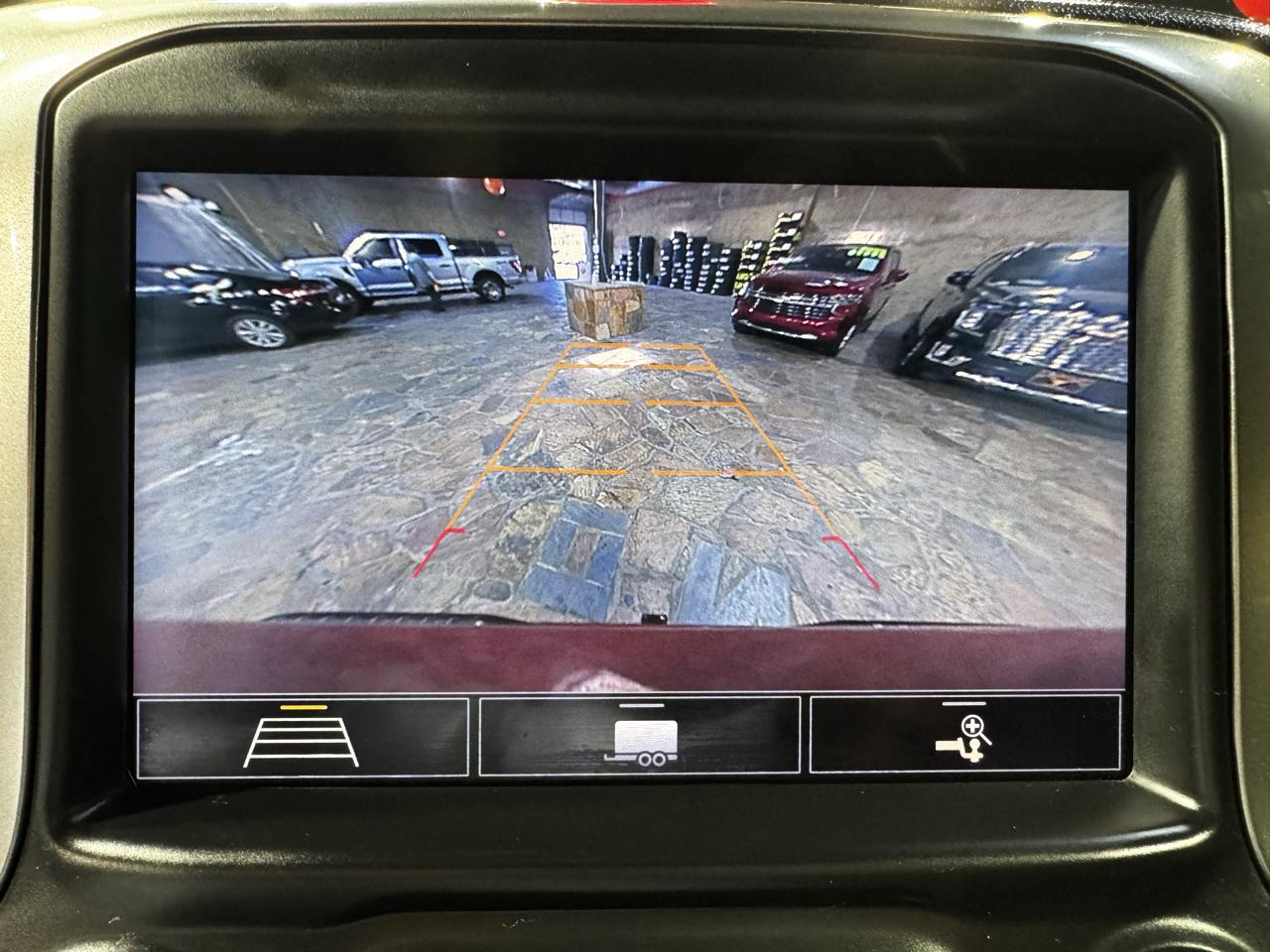 Chevrolet Silverado 1500 4WD Crew Cab 147" RST 2020