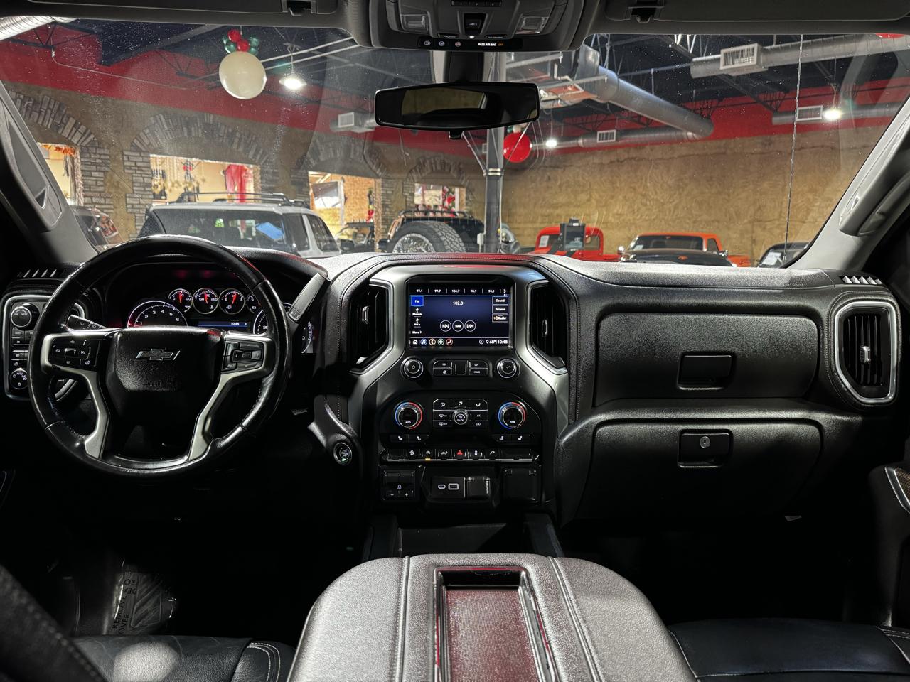 Chevrolet Silverado 1500 4WD Crew Cab 147" RST 2020