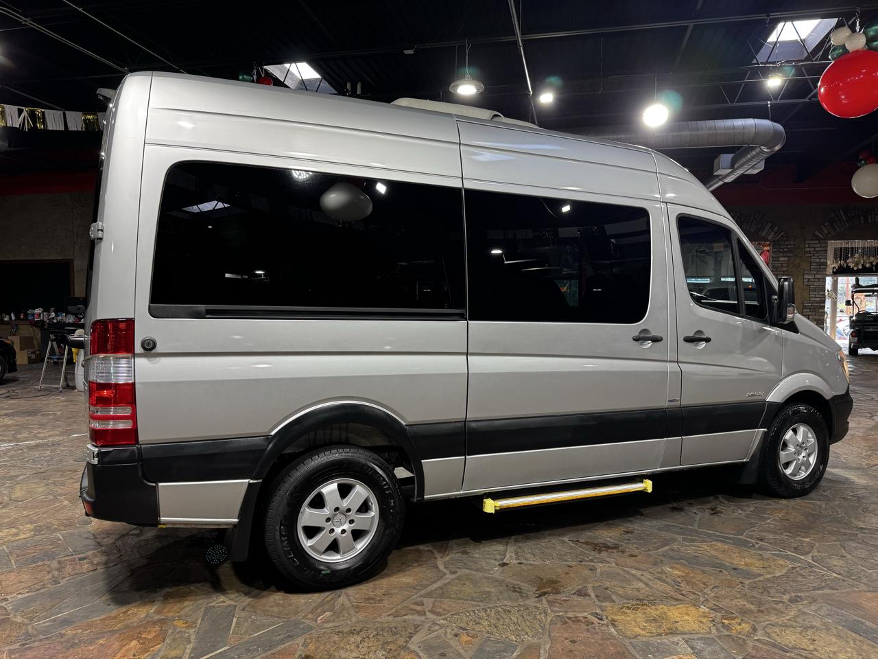 Mercedes-Benz Sprinter Passenger Vans RWD 2500 144" 2016