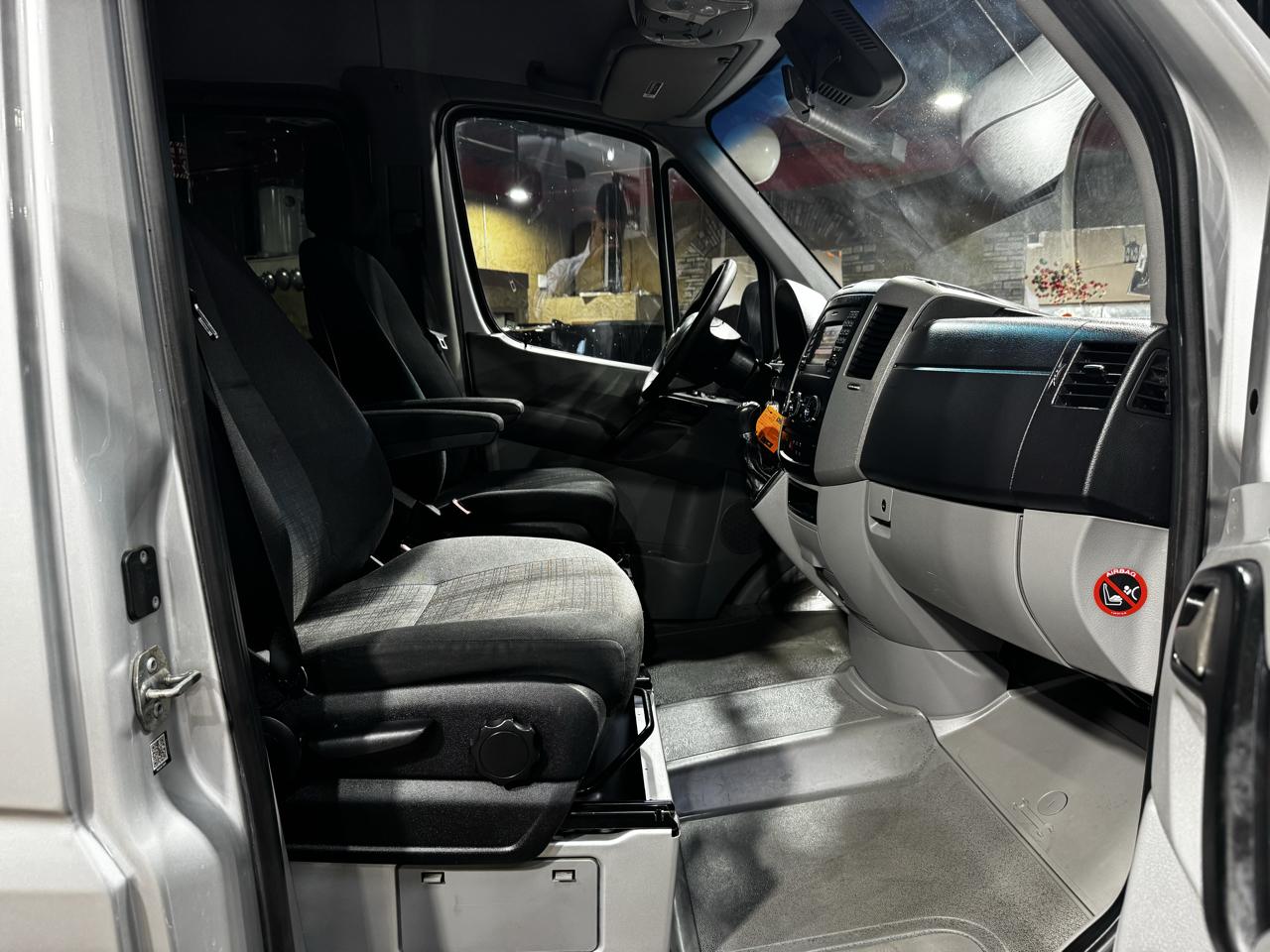 Mercedes-Benz Sprinter Passenger Vans RWD 2500 144" 2016