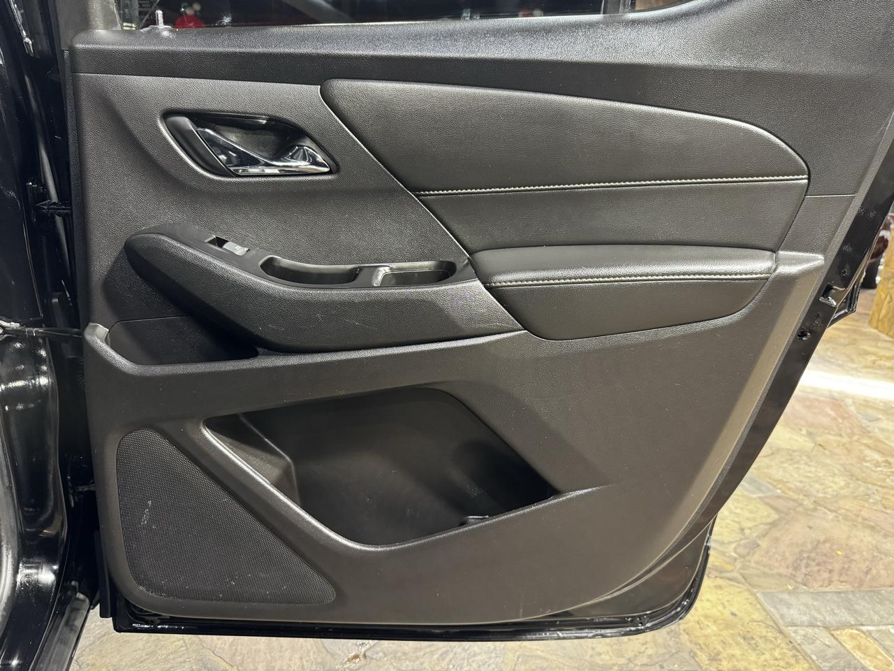 Chevrolet Traverse FWD 4dr LT Cloth w/1LT 2019
