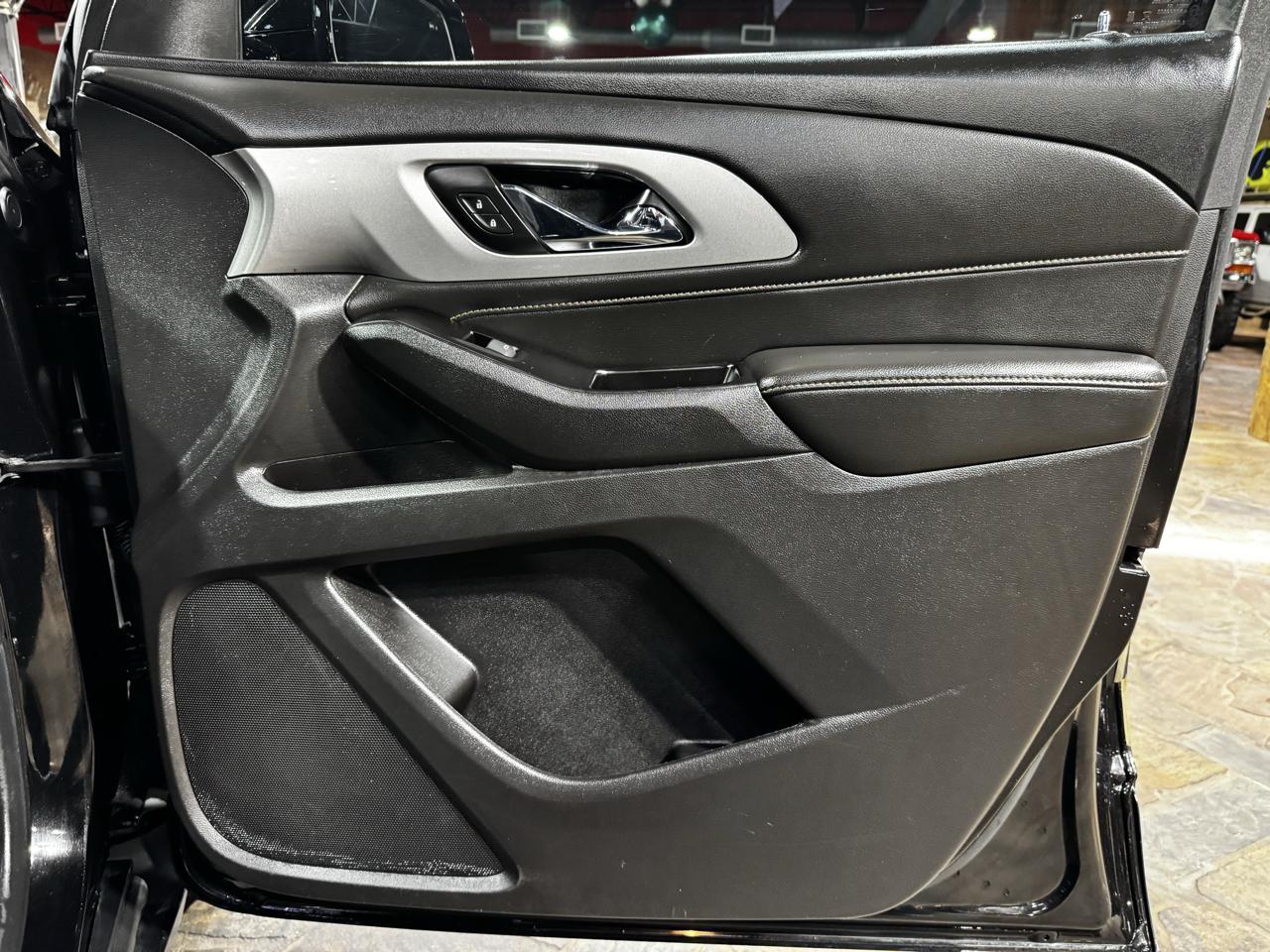 Chevrolet Traverse FWD 4dr LT Cloth w/1LT 2019
