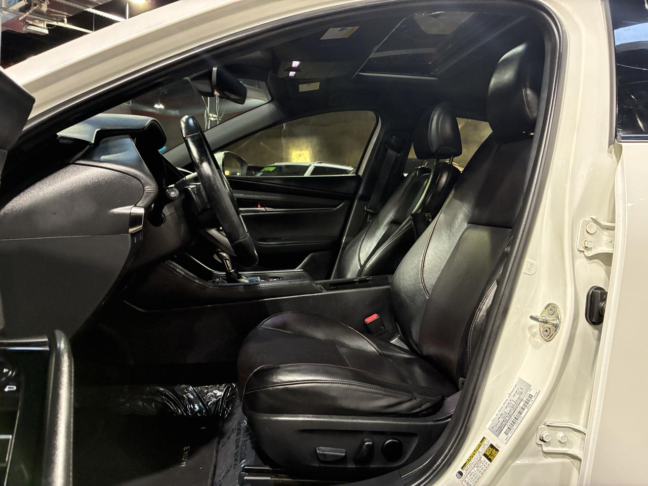 Mazda Mazda3 Hatchback Premium Auto FWD 2021