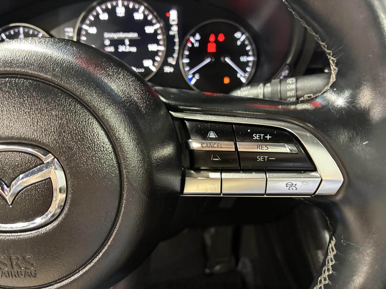 Mazda Mazda3 Hatchback Premium Auto FWD 2021