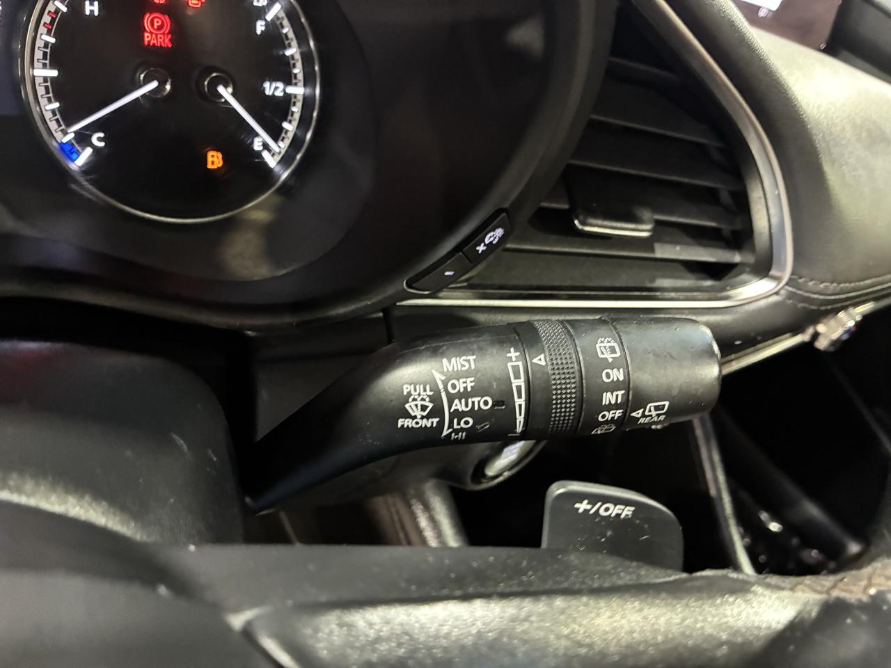 Mazda Mazda3 Hatchback Premium Auto FWD 2021
