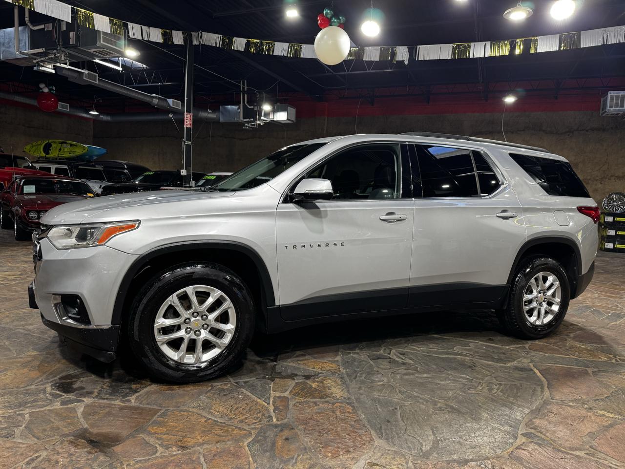 Chevrolet Traverse FWD 4dr LT Cloth w/1LT 2020