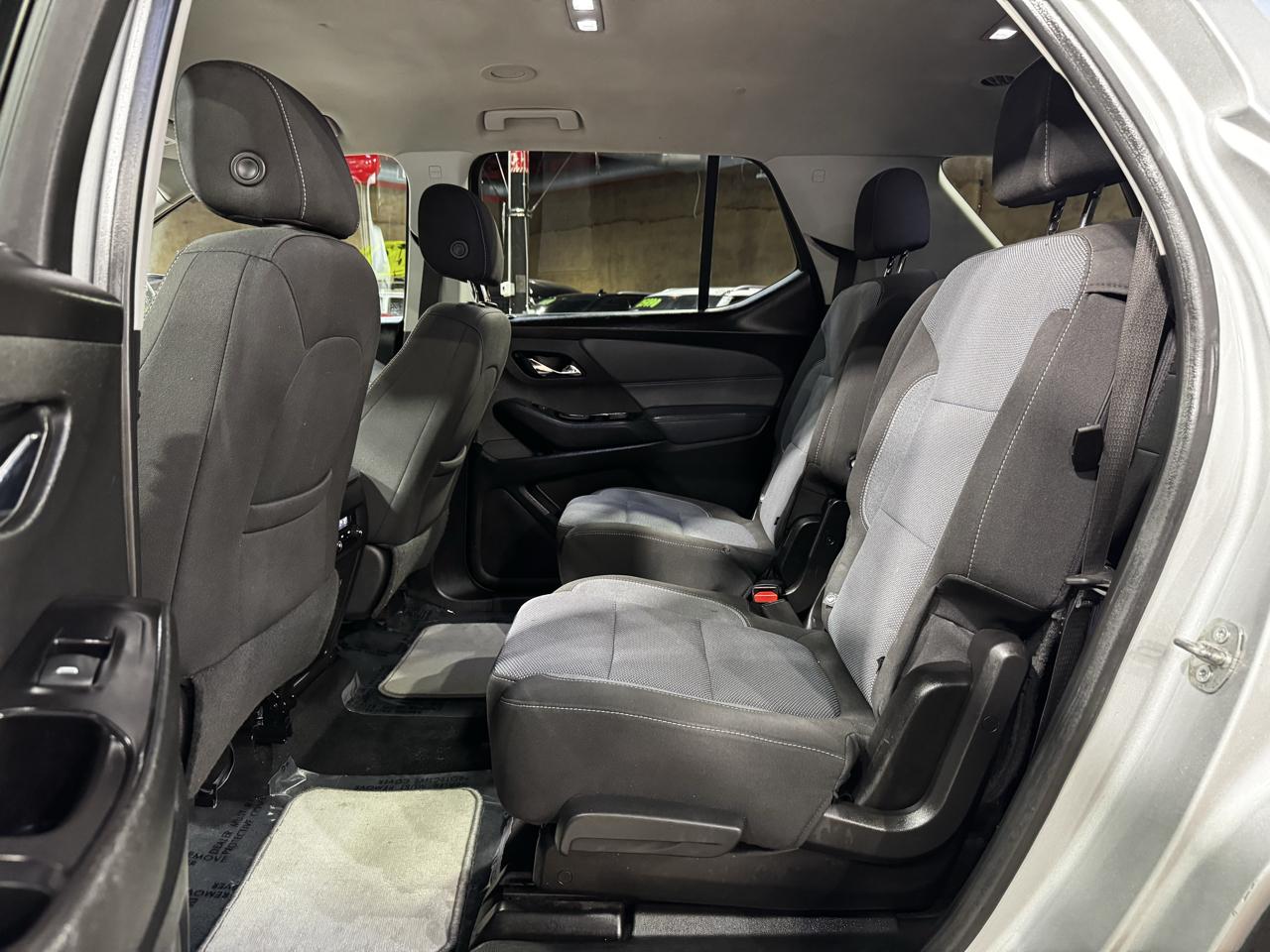 Chevrolet Traverse FWD 4dr LT Cloth w/1LT 2020