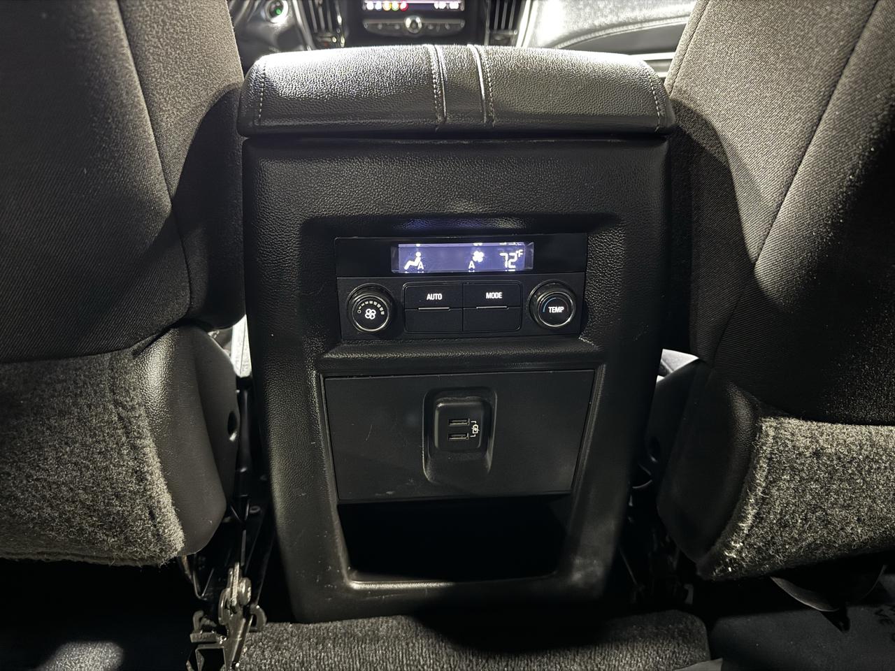 Chevrolet Traverse FWD 4dr LT Cloth w/1LT 2020