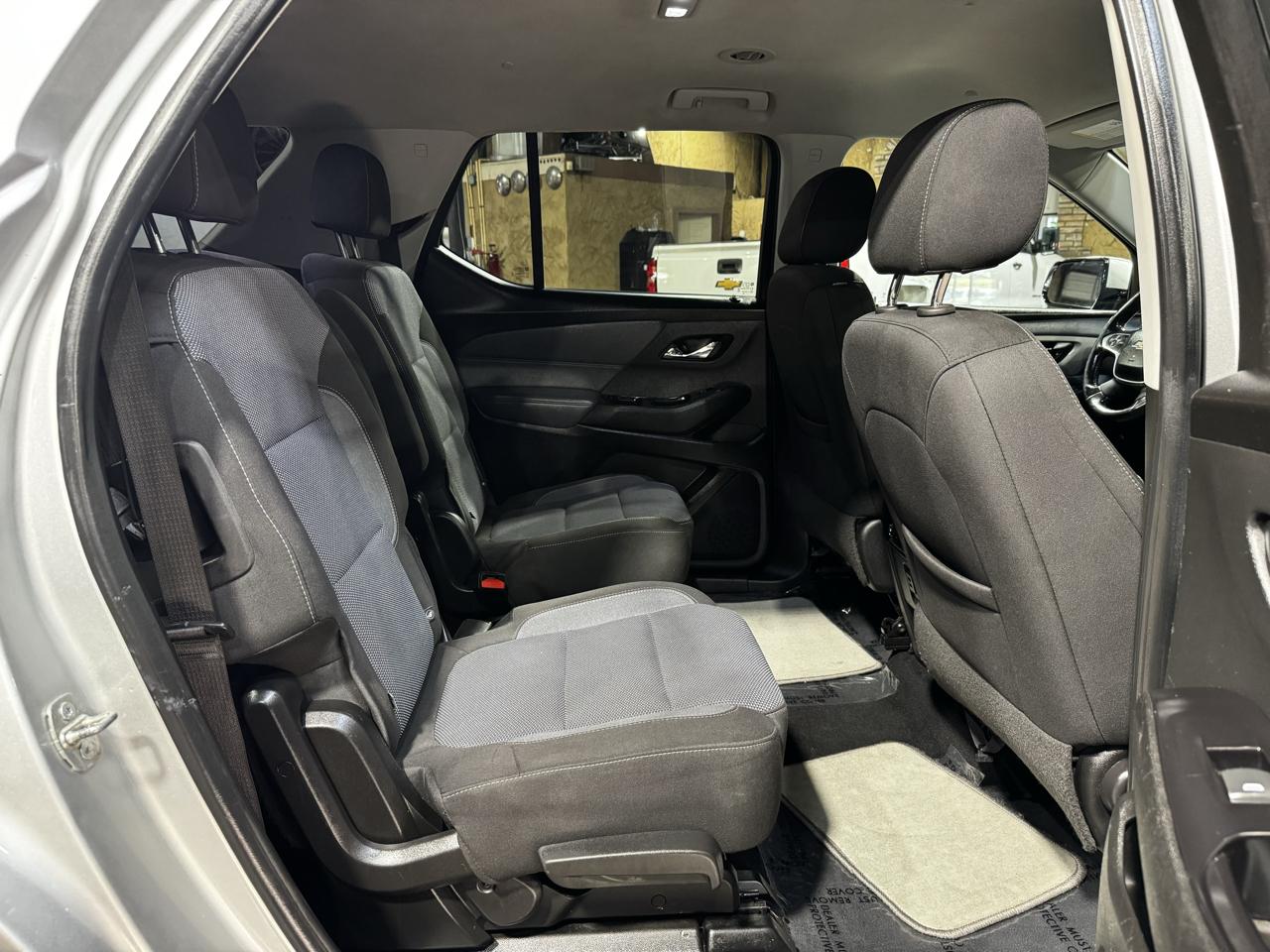 Chevrolet Traverse FWD 4dr LT Cloth w/1LT 2020