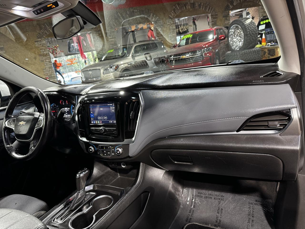 Chevrolet Traverse FWD 4dr LT Cloth w/1LT 2020