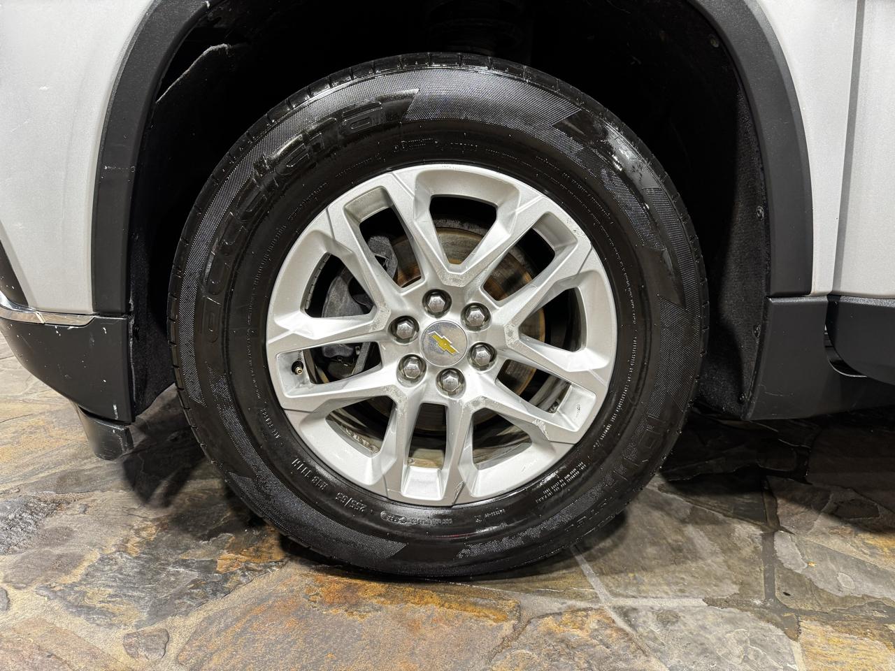 Chevrolet Traverse FWD 4dr LT Cloth w/1LT 2020