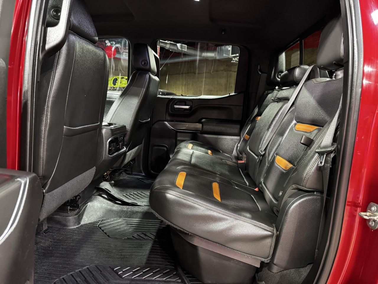 GMC Sierra 1500 4WD Crew Cab 147" AT4 2020