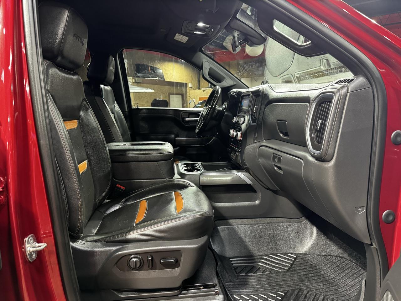 GMC Sierra 1500 4WD Crew Cab 147" AT4 2020